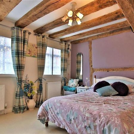 Tudor Cottage - Hidden Treasure تِوْكيسبوري المظهر الخارجي الصورة